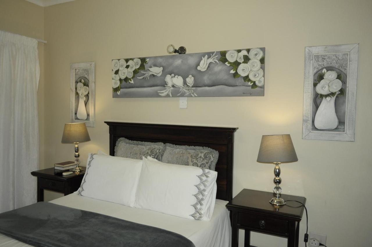 @Home Guest House 루스텐버그 외부 사진