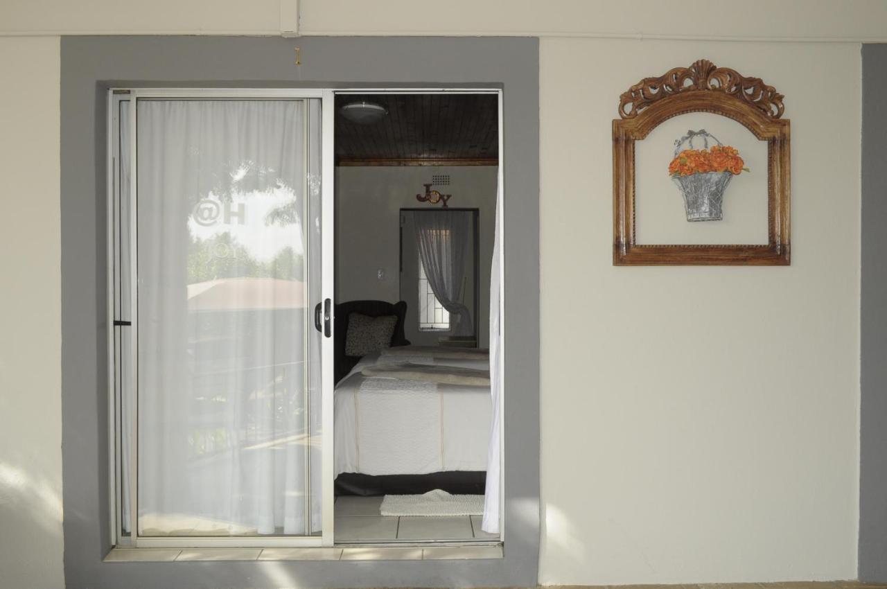 @Home Guest House 루스텐버그 외부 사진